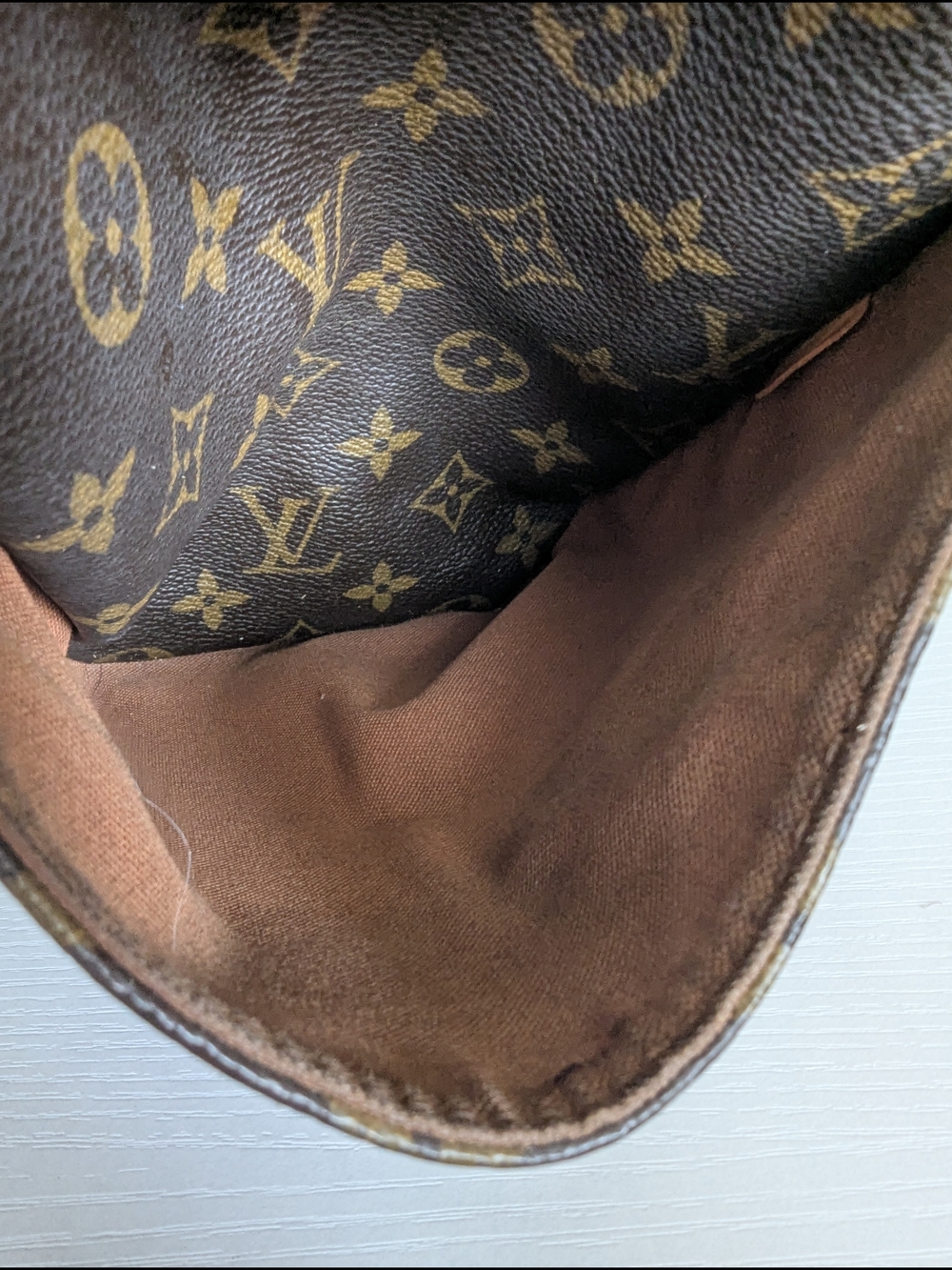 Louis Vuitton Totally PM. Monogram Tote Bag - Picture 15 of 16